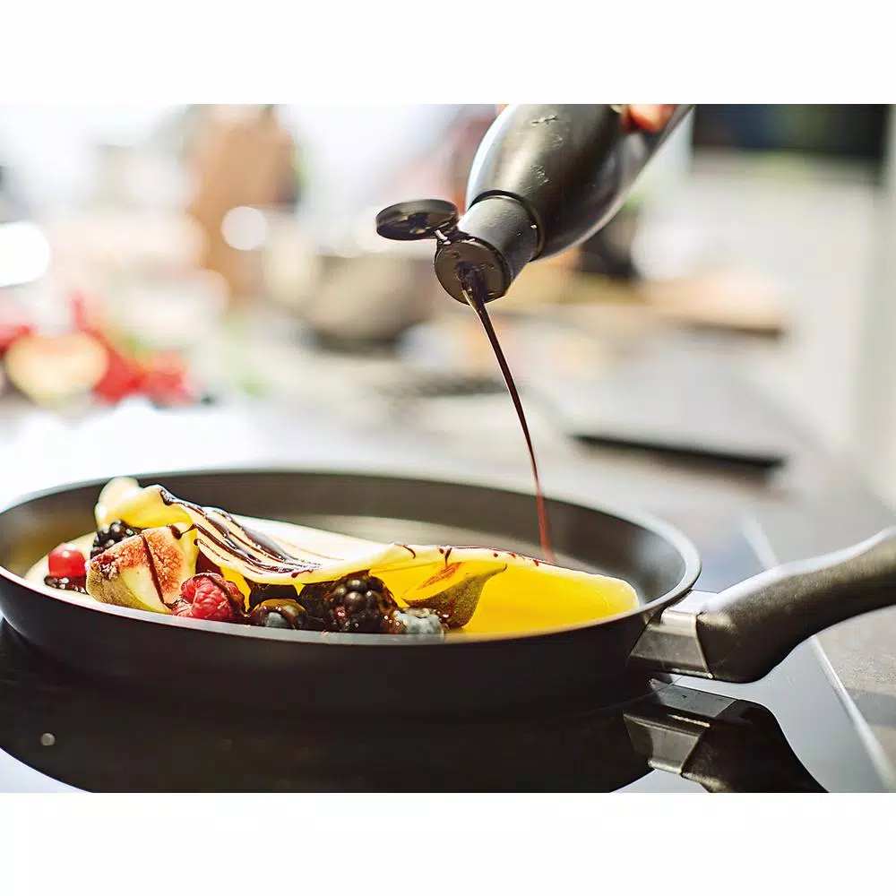 Cookware Berndes Specialty 11.5 In. Round Crepe Pan Without Lid Black 5 Cookware Berndes Specialty 11.5 In. Round Crepe Pan Without Lid Black - Image 3