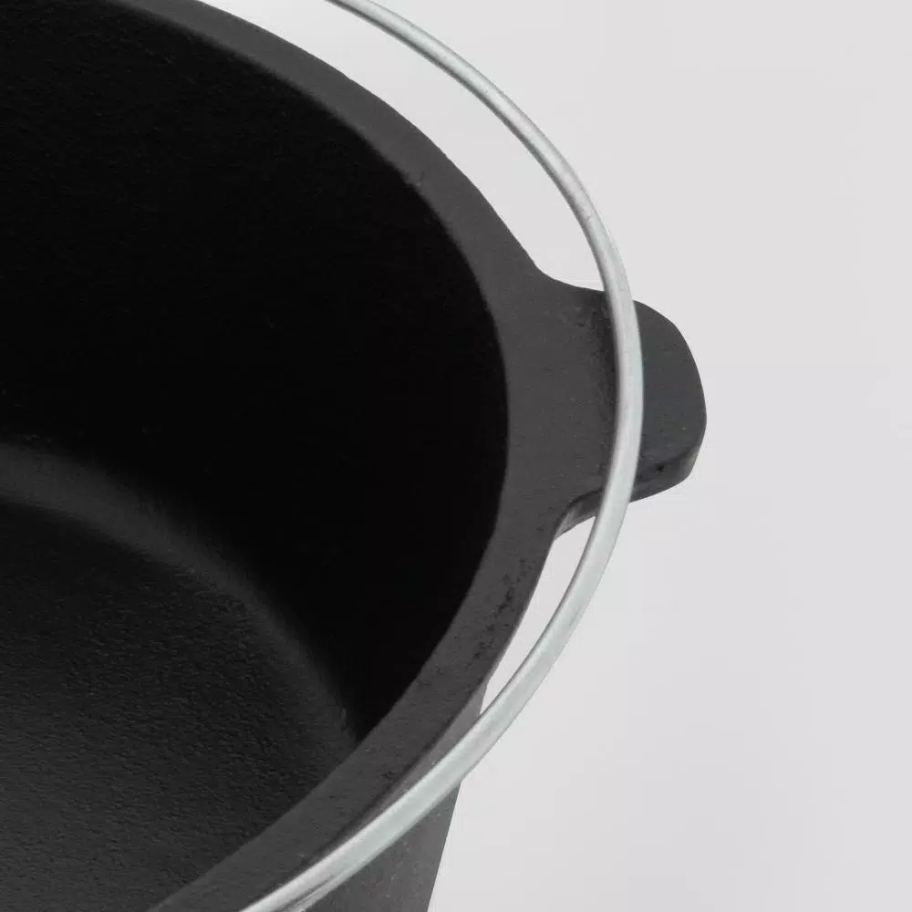 Cookware ExcelSteel 6 Qt. Round Cast Iron Dutch Oven In Black With Lid 4 Cookware ExcelSteel 6 Qt. Round Cast Iron Dutch Oven In Black With Lid - Image 2