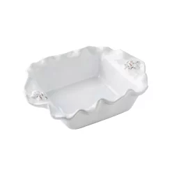 Bakeware Abigails Fleur De Lis 1.5 Quart White Ceramic Casserole Dish