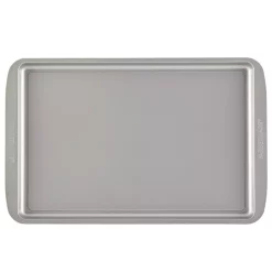 Alternative view of Bakeware Farberware 3-Piece Cookie Pan Set