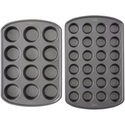Bakeware Wilton Perfect Results Premium Non-Stick 2-Piece Muffin Pan Set