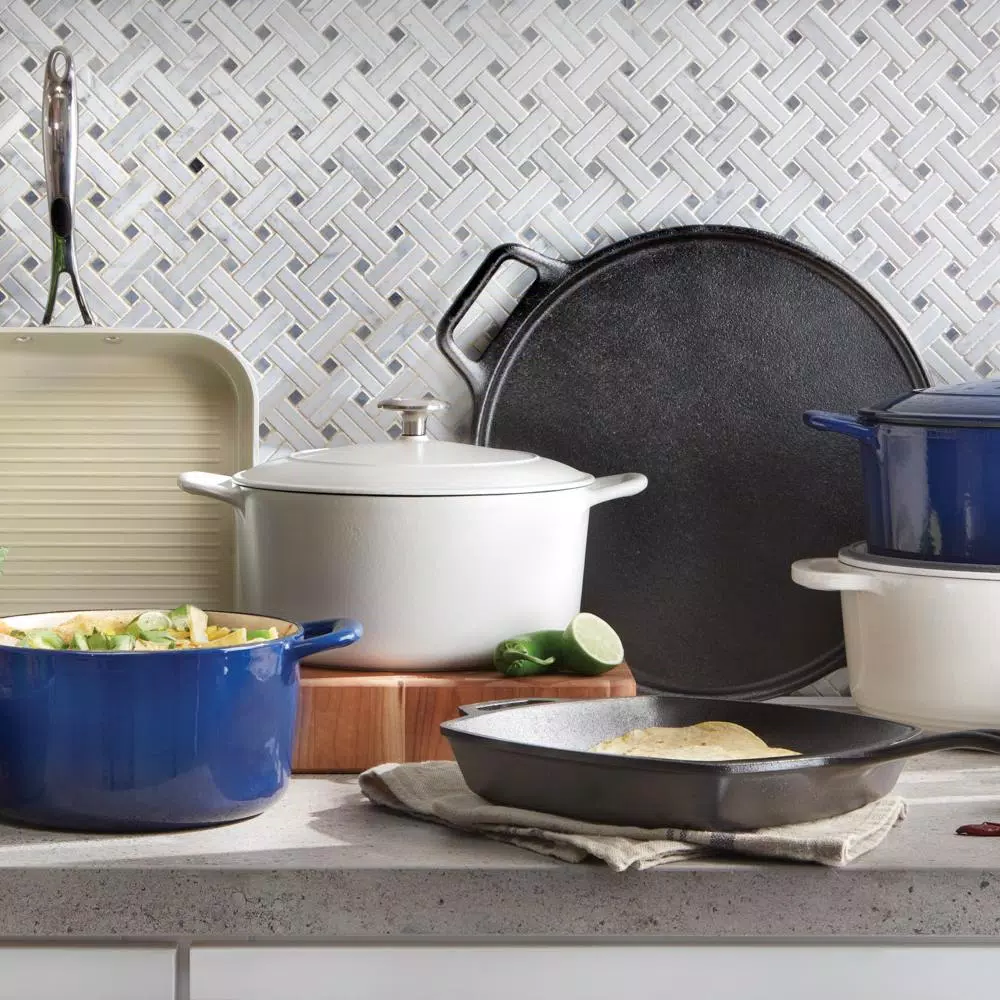 Cookware Lodge Enamelware 7 Qt. Oval Cast Iron Dutch Oven In Oyster White With Lid 6 Cookware Lodge Enamelware 7 Qt. Oval Cast Iron Dutch Oven In Oyster White With Lid - Image 4