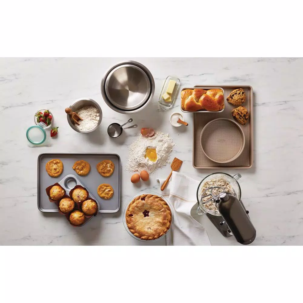 Bakeware Cuisinart 4-Piece Stainless Steel Measuring Cup Set 5 Bakeware Cuisinart 4-Piece Stainless Steel Measuring Cup Set - Image 3